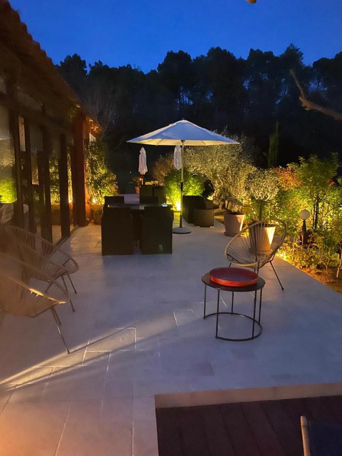 玫瑰别墅酒店 Roussillon en Isere 外观 照片