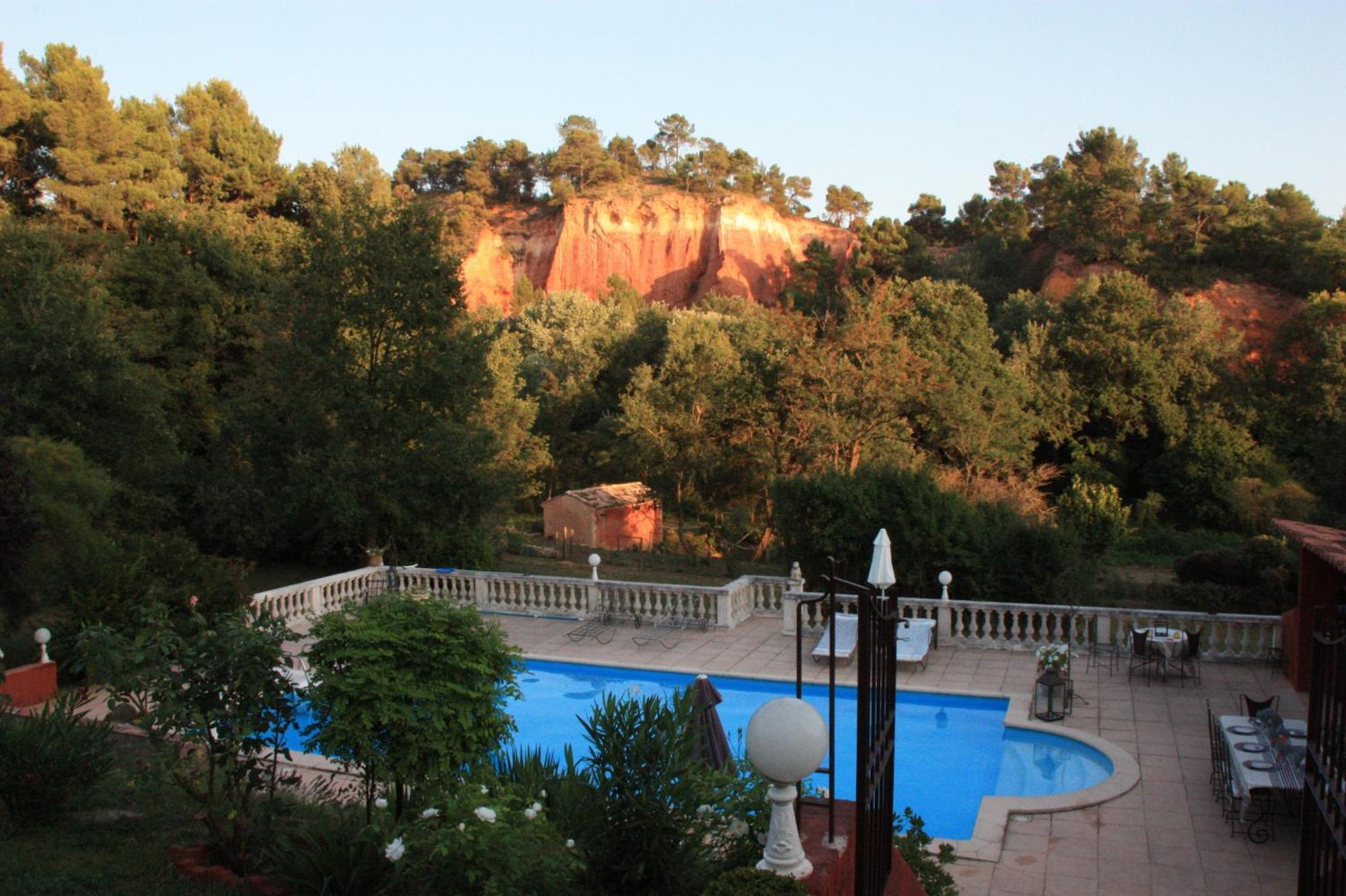 玫瑰别墅酒店 Roussillon en Isere 外观 照片